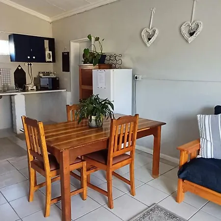 Winemaker'S Rest Apartment Oudtshoorn Exterior photo