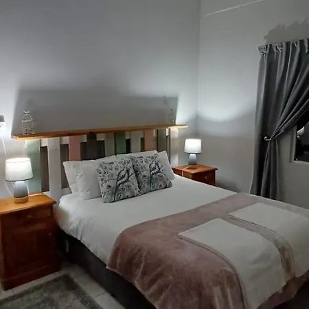 Winemaker'S Rest Apartment Oudtshoorn Exterior photo